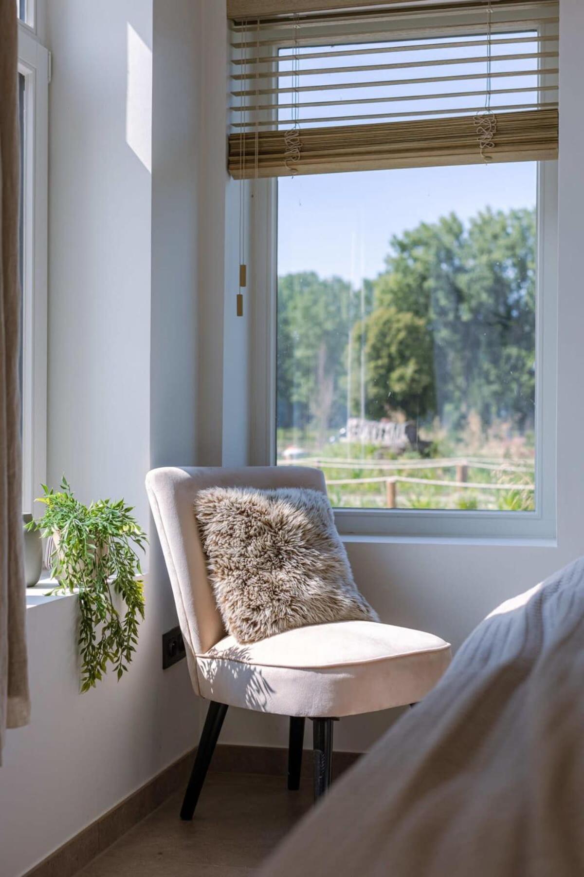 Huswell - Lord - Charming Double Room At Ranch "De Blauwe Zaal" Bruges Luaran gambar