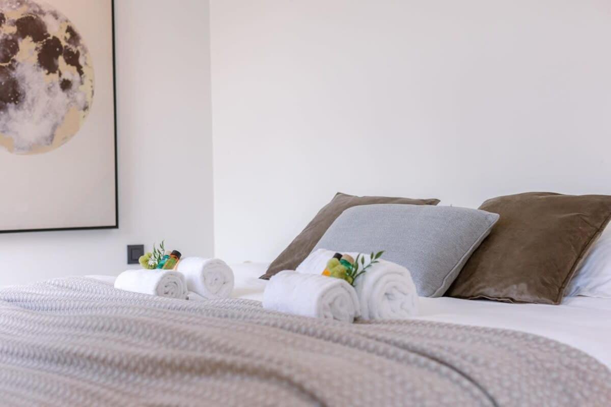 Huswell - Lord - Charming Double Room At Ranch "De Blauwe Zaal" Bruges Luaran gambar